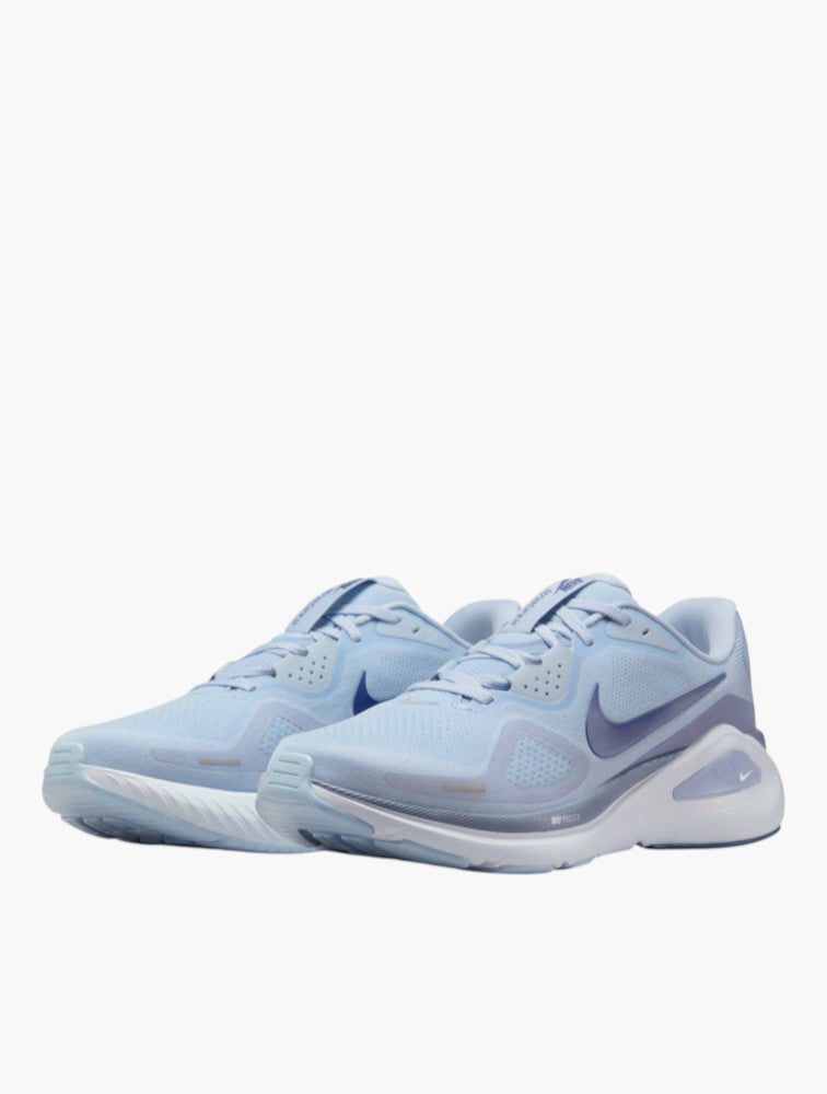 Nike Structure 26 back view