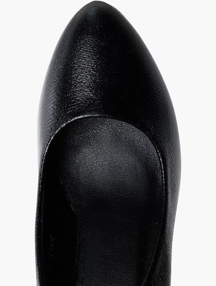 Pierre Cardin Black Saison Heels - detail
